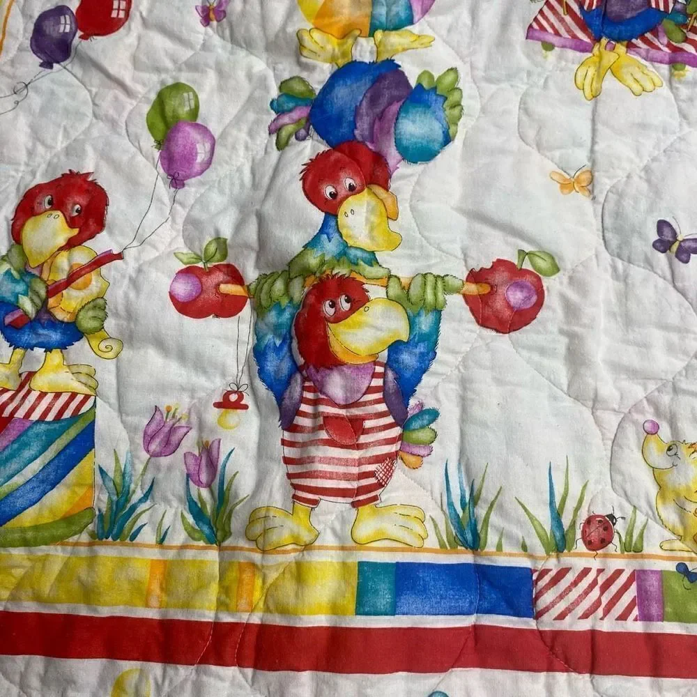 Vintage Artesian Circus‎ Parrots Machine Stiched Baby Quilt SEE DESCRIPTION